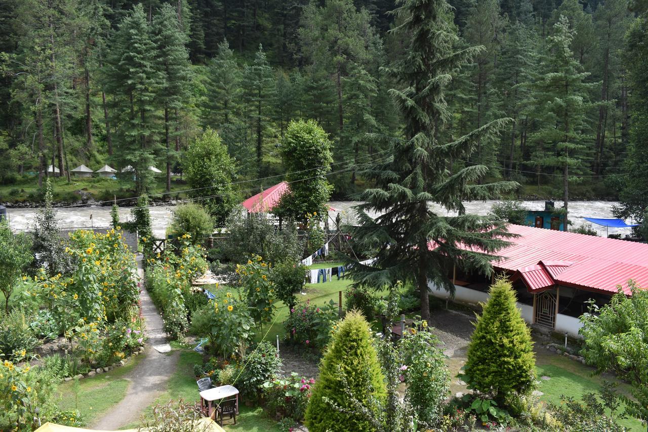 White House Kasol Exterior photo